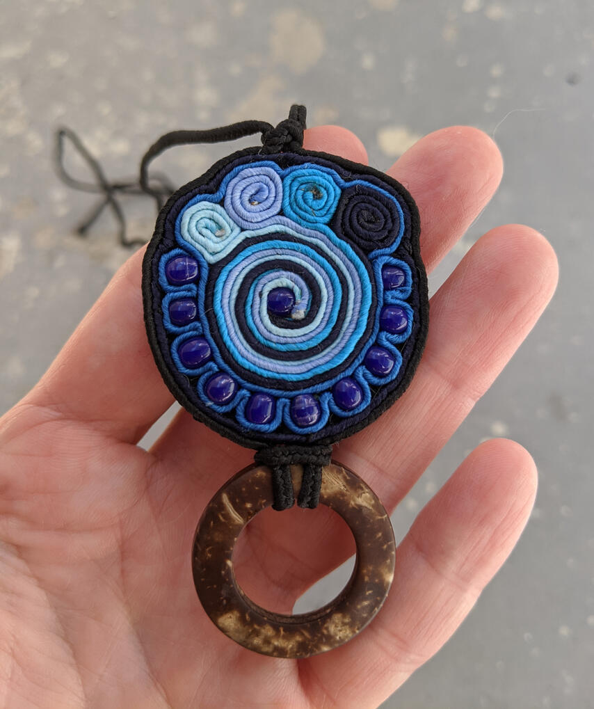 Necklace to hold your sunglasses