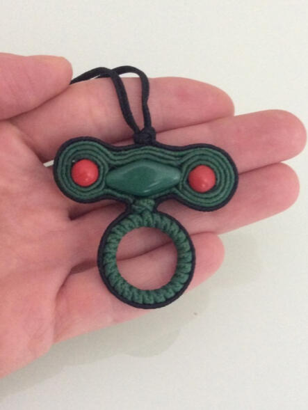 Frog holder or necklace Frog holder or necklace